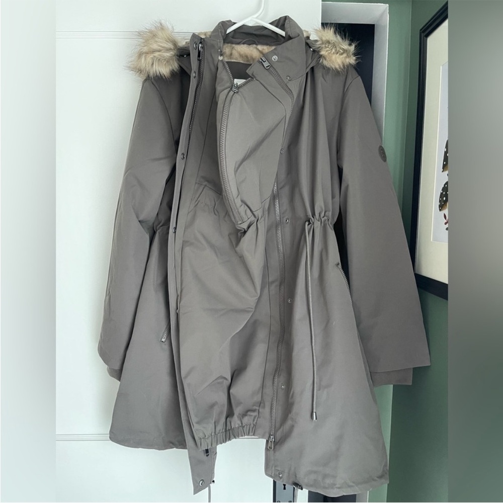 NWT Seraphine Valina 3-in-1 Premium Parka (for maternity, nursing, baby-wearing)